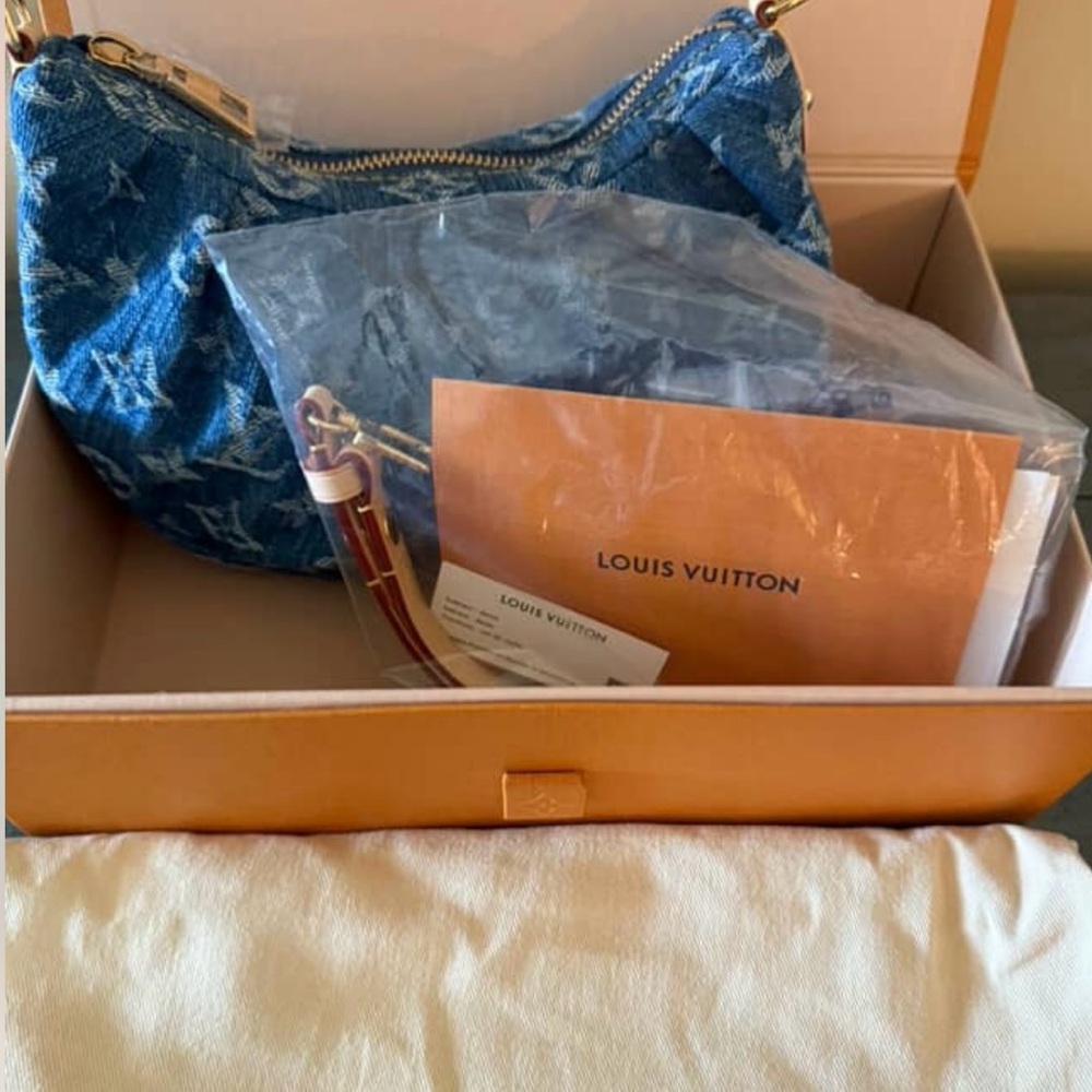 Louis Vuitton Denim Pochette Valley - Picture 2 of 4